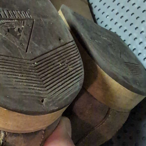 John Fluevog "Radio" Chelsea Brown Leather Boots - Picture 9 of 12